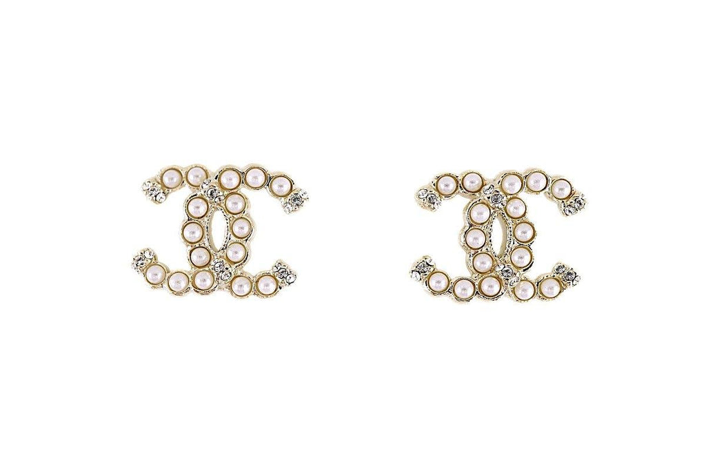 NIB Chanel 19K Pearl Crystal Gold Stud Earrings AB2434 – Boutique Patina