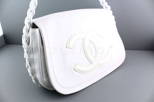 Chanel White Luxury Modern Chain Resin Jumbo Flap Bag - Boutique Patina