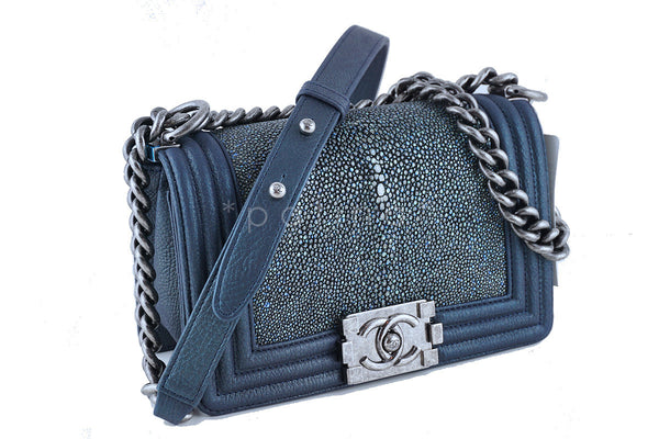 NWT 15P Rare Chanel Pearly Blue Stingray Le Boy Classic Flap Bag - Boutique Patina