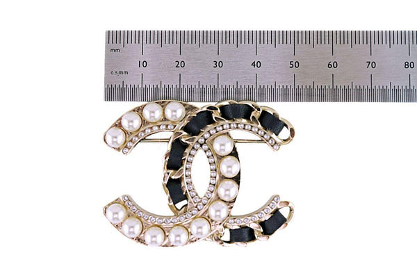 NIB Chanel Pearl Crystal Leather and Gold Chain Brooch AB0128 - Boutique Patina
