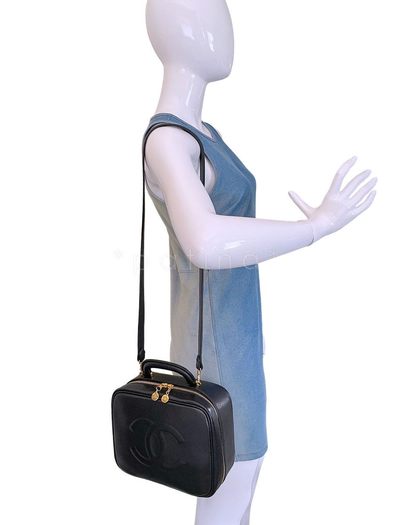 Vintage CHANEL patent enamel vanity bag, lunchbox shape shoulder