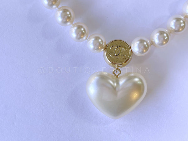 Chanel 21B Coco Neige Pearl Heart Crystal Choker Necklace - Boutique Patina