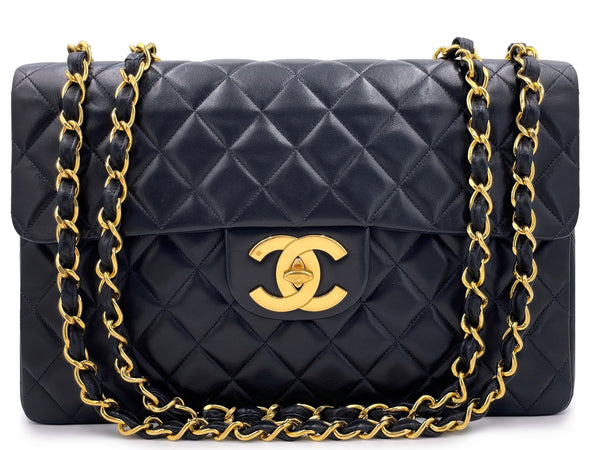 Chanel Black Caviar Maxi Classic Double Flap Bag GHW