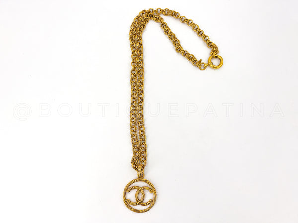 Authentic Vintage 93P Chanel CC Heart Pendant Necklace