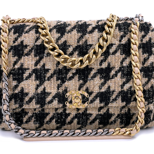 Chanel 19 Houndstooth Beige Tweed Flap Bag | MTYCI