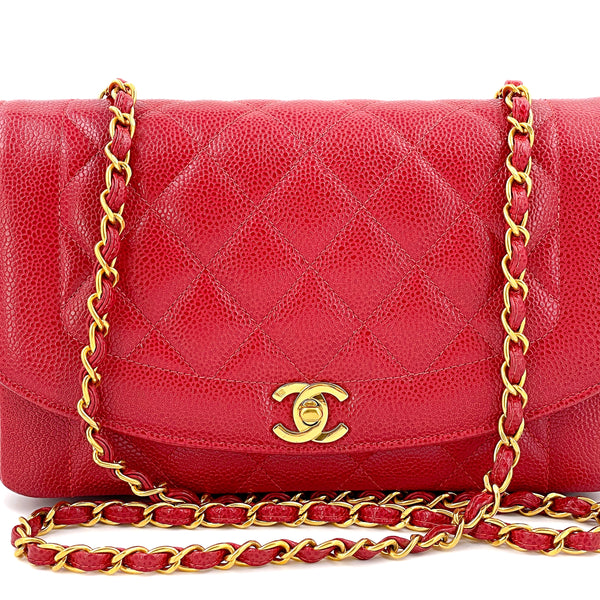 Diana leather handbag Chanel Red in Leather - 22765486