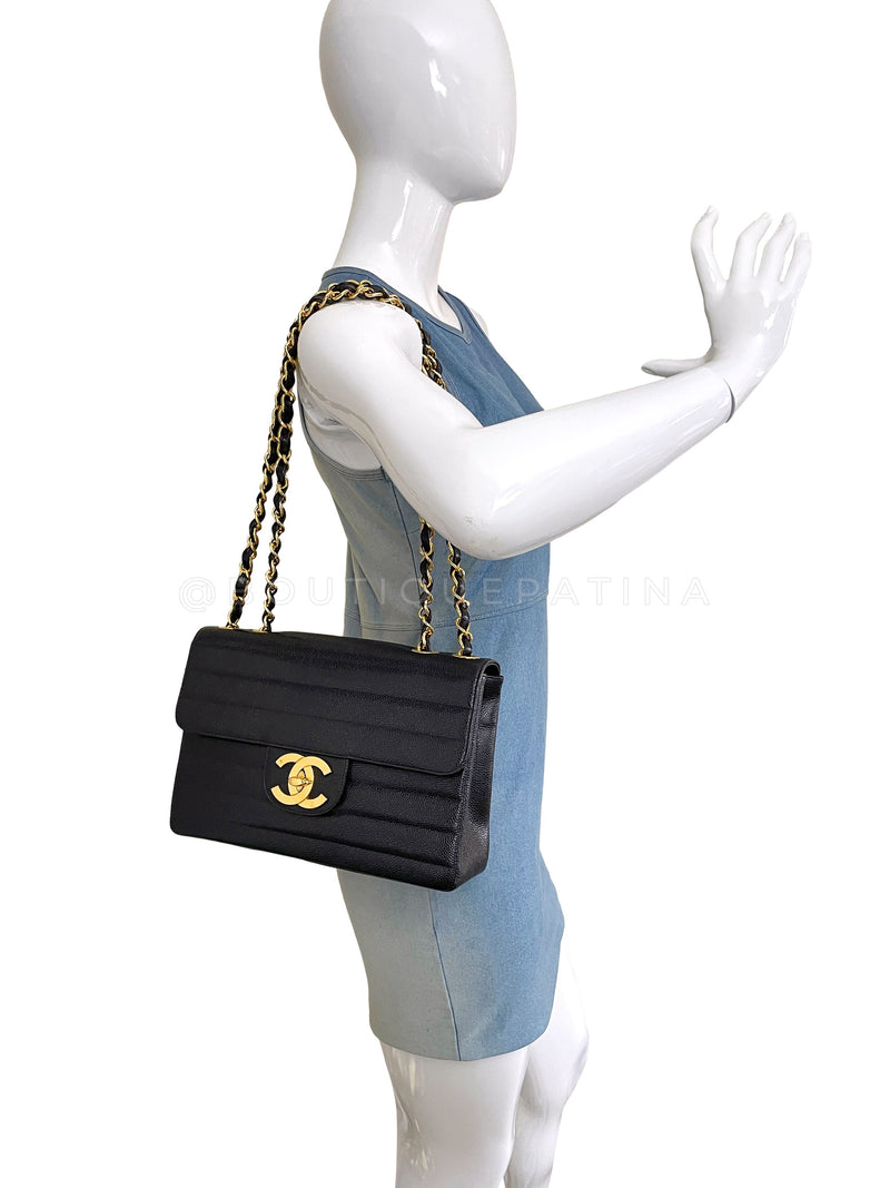 Chanel 1995 Vintage Black Caviar Horizontal Classic Jumbo Flap Bag