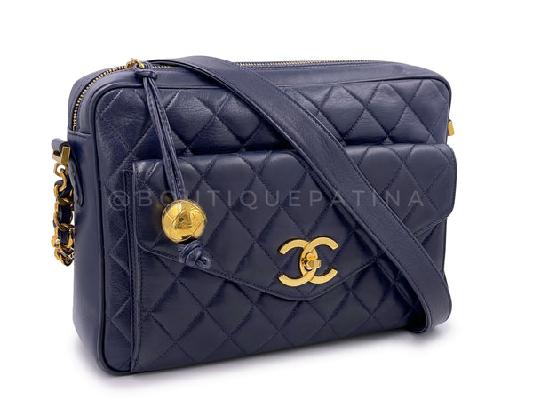 Chanel Navy Blue/Black Quilted And Chevron Leather Metiers d'art Camera  Case Bag Chanel