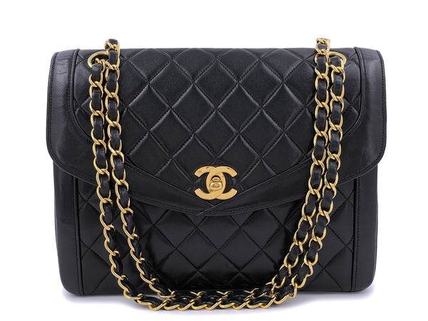 Chanel 1991 Vintage Black Curved Quilted Flap Bag 24k GHW