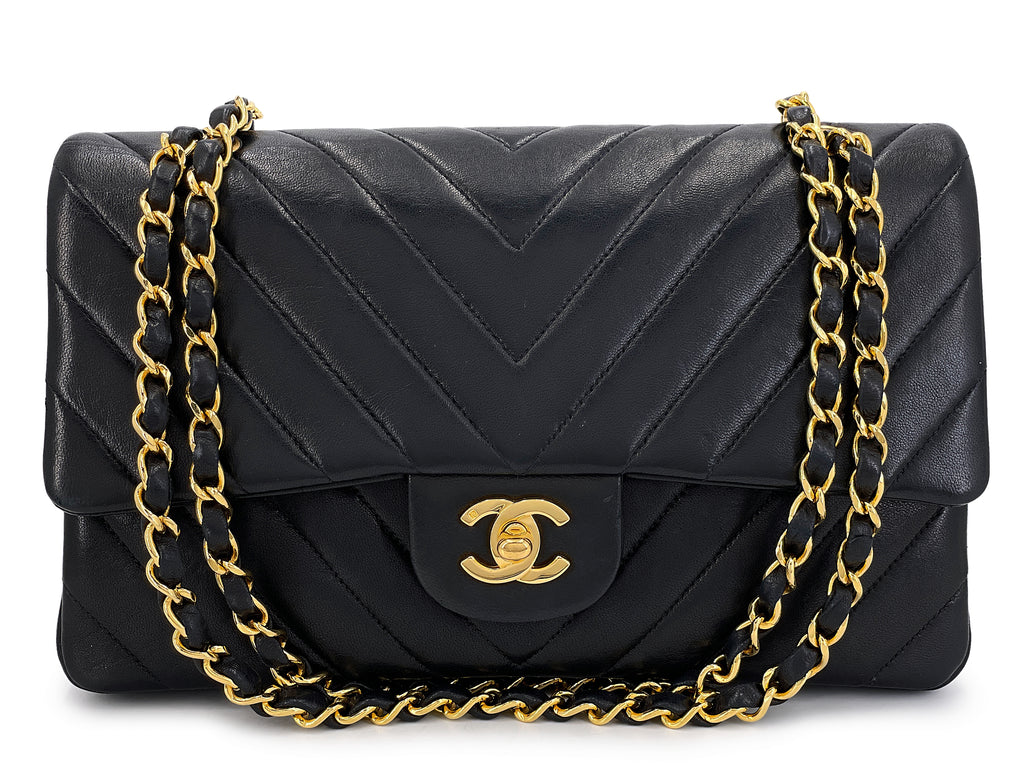 Chanel Vintage Medium Classic Flap Bag Chevron 1991 Black 