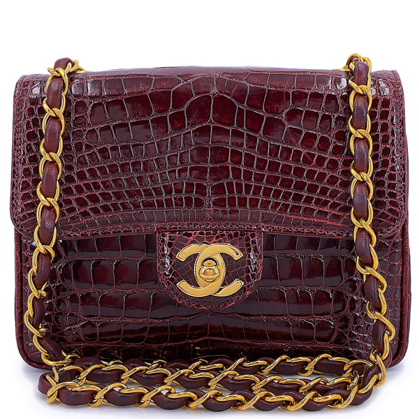 CHANEL PARIS スクエア　激レア 1996 Swiss maid 67276_01_600x600_crop_center.