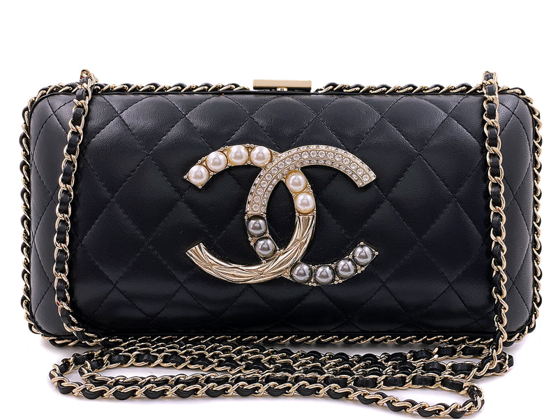 Chanel 2020 Pearl and Crystal CC Chain Around Evening Quilted Clutch Bag