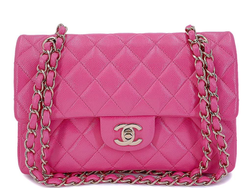 CHANEL ヴィンテージ　ピアノ　バッグ　ピンク Chanel 20S Barbie Pink Caviar Small Classic Double Flap Bag GHW
